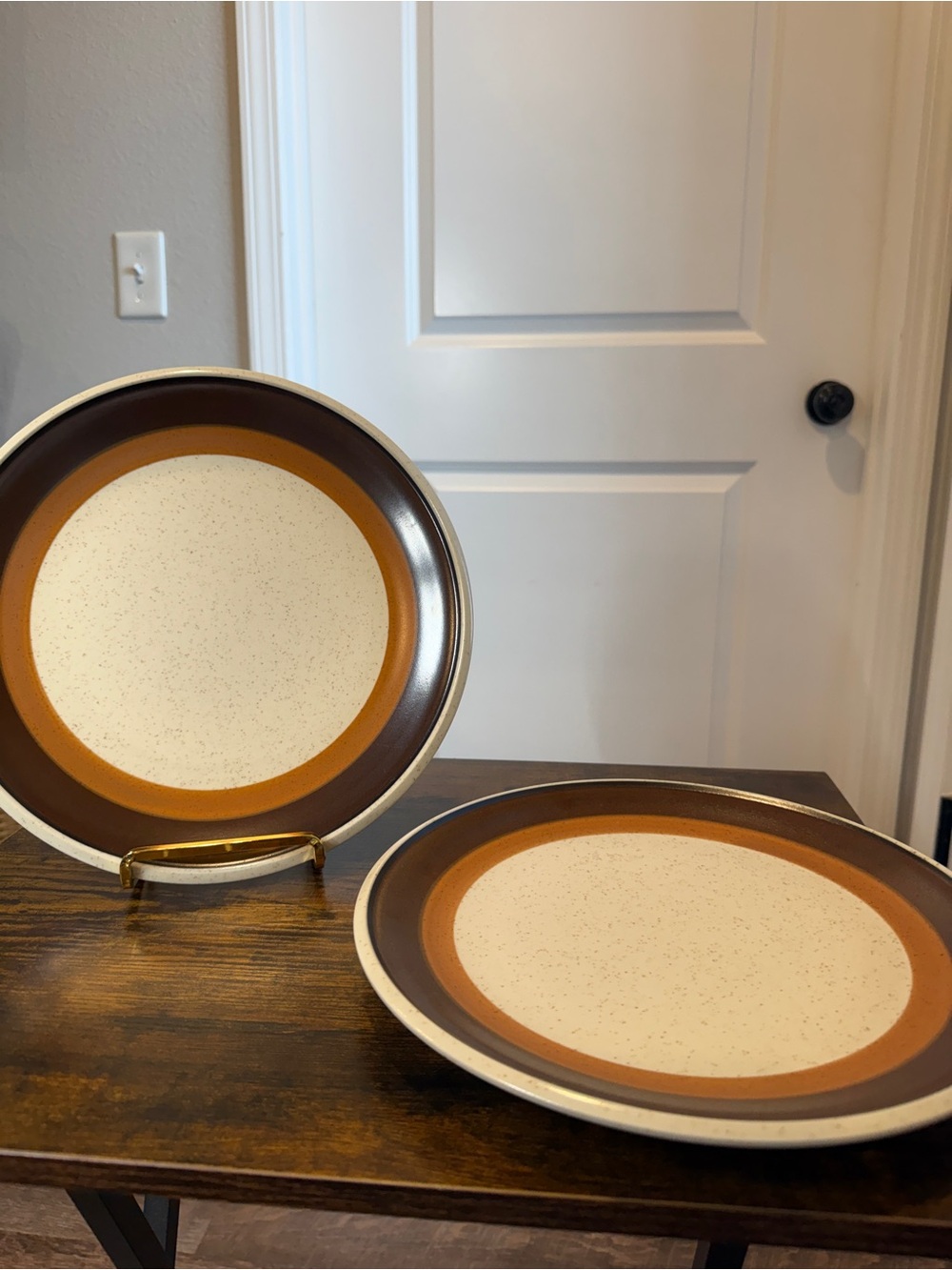 Vintage Imperial by W. Dalton “Mocha” Stoneware Dinner Plates – Set of 2